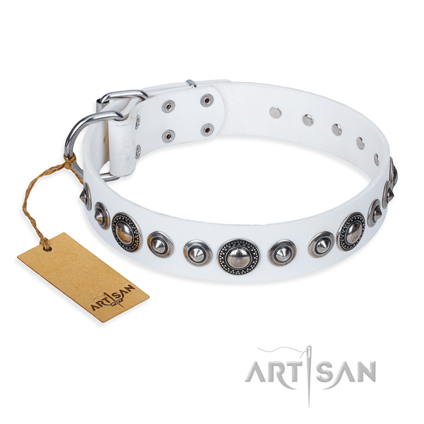 Full grain leather dog collar made of flexible material with rust-proof D-ring